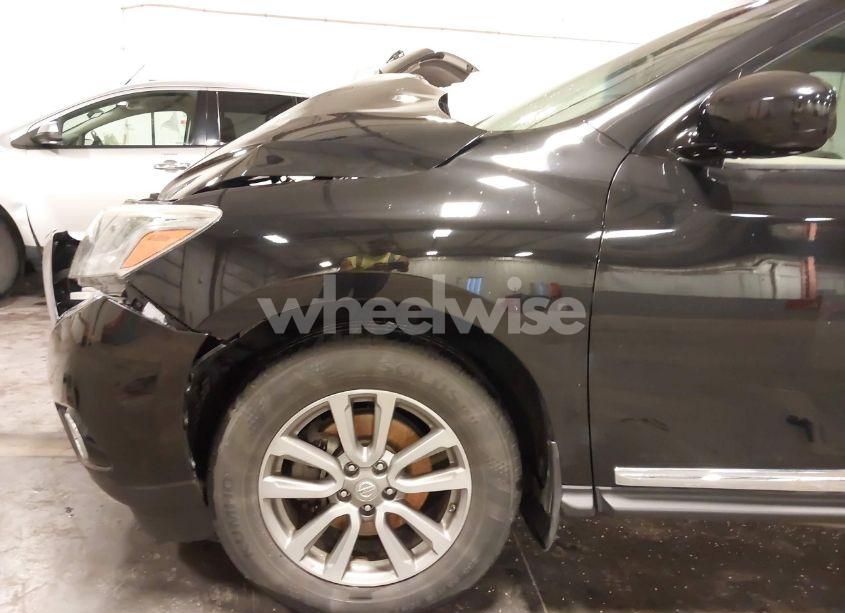 Photo 18 of 2015 Nissan Pathfinder SL (VIN 5N1AR2MM9FC632565)