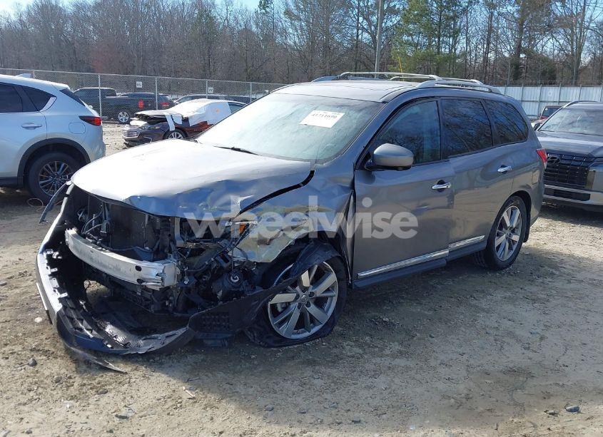 Photo 2 of 2015 Nissan Pathfinder PLATINUM (VIN 5N1AR2MM9FC643274)
