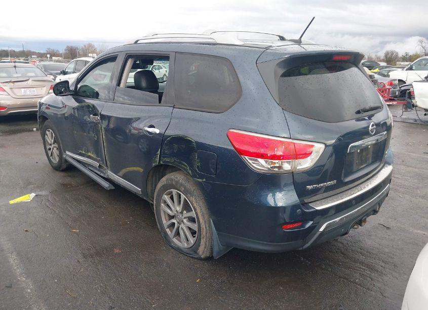 Photo 3 of 2015 Nissan Pathfinder SL (VIN 5N1AR2MM9FC652928)