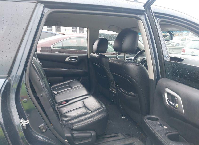 Photo 8 of 2015 Nissan Pathfinder SL (VIN 5N1AR2MM9FC652928)