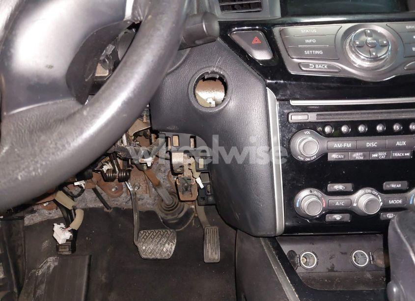 Photo 20 of 2015 Nissan Pathfinder SV (VIN 5N1AR2MM9FC663072)