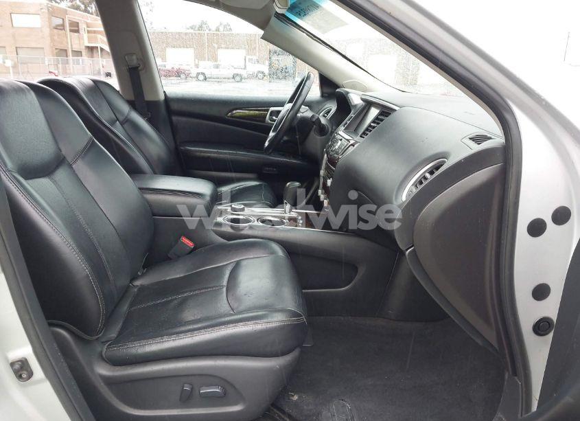 Photo 5 of 2015 Nissan Pathfinder (VIN 5N1AR2MM9FC719348)