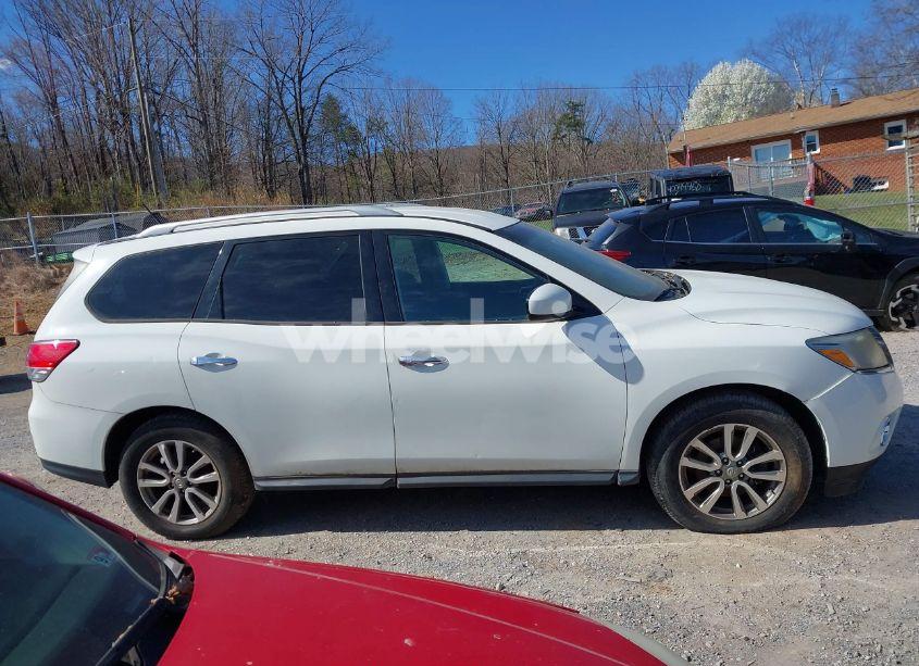 Photo 14 of 2016 Nissan Pathfinder PLATINUM/S/SL/SV (VIN 5N1AR2MM9GC619719)