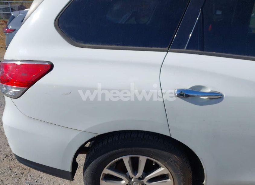 Photo 20 of 2016 Nissan Pathfinder PLATINUM/S/SL/SV (VIN 5N1AR2MM9GC619719)