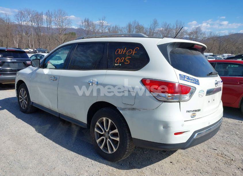 Photo 6 of 2016 Nissan Pathfinder PLATINUM/S/SL/SV (VIN 5N1AR2MM9GC619719)