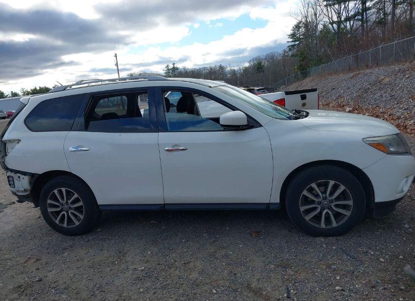 Photo 14 of 2016 Nissan Pathfinder PLATINUM/S/SL/SV (VIN 5N1AR2MM9GC648895)