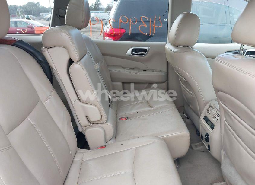 Photo 8 of 2013 Nissan Pathfinder SL (VIN 5N1AR2MMXDC611804)