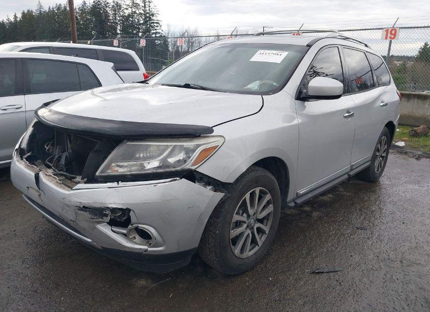 Photo 2 of 2013 Nissan Pathfinder PLATINUM/S/SL/SV (VIN 5N1AR2MMXDC614444)