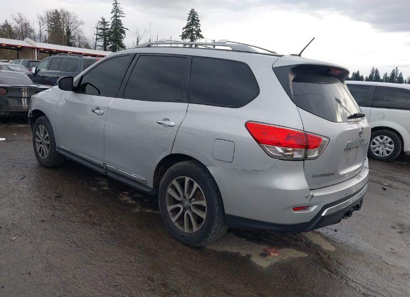 Photo 3 of 2013 Nissan Pathfinder PLATINUM/S/SL/SV (VIN 5N1AR2MMXDC614444)