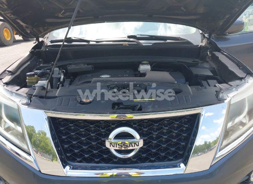 Photo 10 of 2013 Nissan Pathfinder SL (VIN 5N1AR2MMXDC641515)