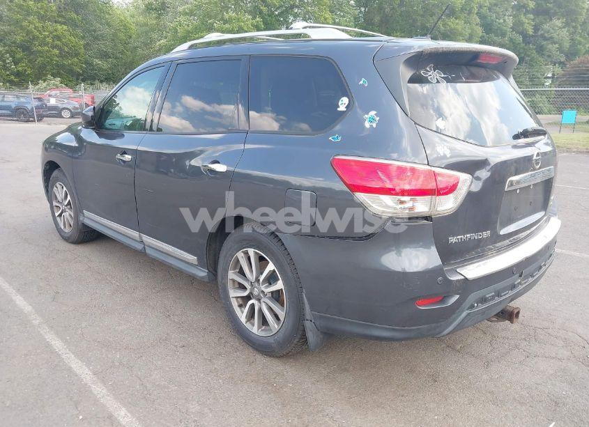 Photo 3 of 2013 Nissan Pathfinder SL (VIN 5N1AR2MMXDC641515)