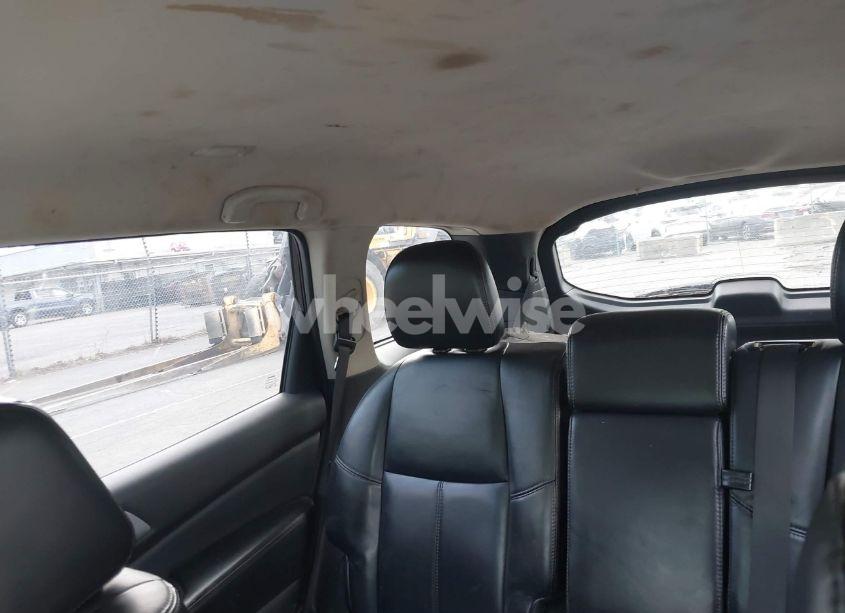 Photo 8 of 2013 Nissan Pathfinder SL (VIN 5N1AR2MMXDC641515)