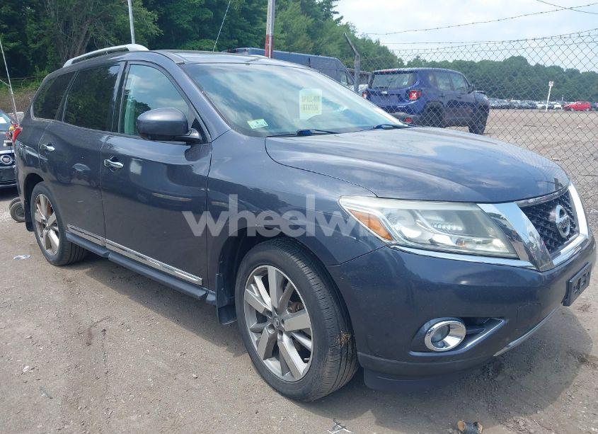 2013 Nissan Pathfinder PLATINUM (VIN 5N1AR2MMXDC669881) main photo