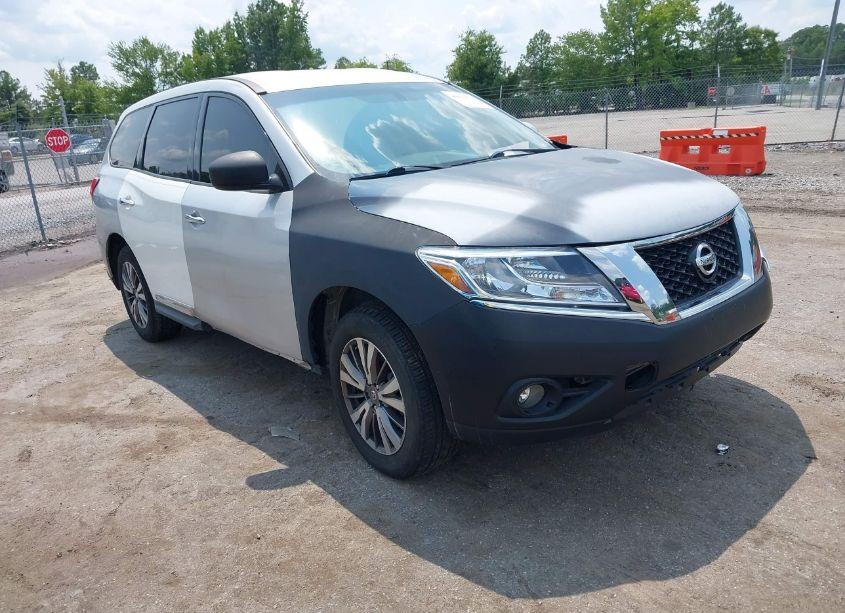 2014 Nissan Pathfinder S (VIN 5N1AR2MMXEC606619) main photo