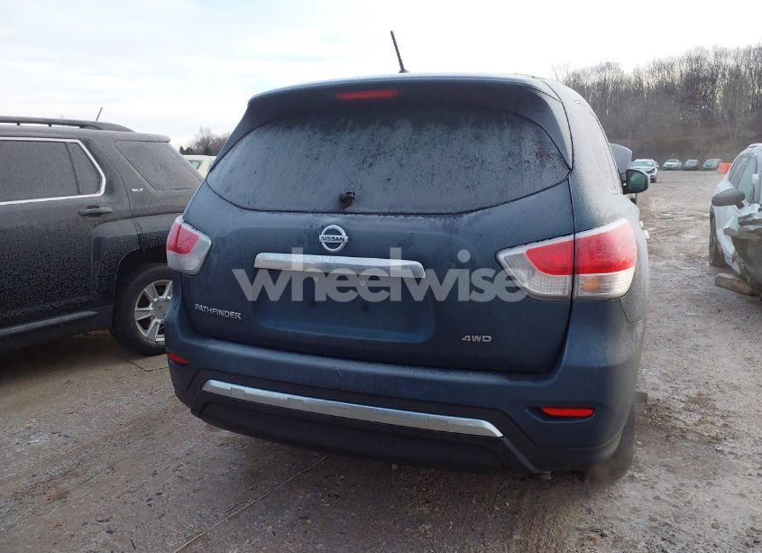 Photo 16 of 2014 Nissan Pathfinder S (VIN 5N1AR2MMXEC611027)