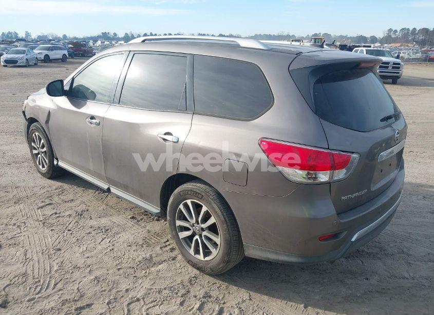 Photo 3 of 2014 Nissan Pathfinder SV (VIN 5N1AR2MMXEC623730)