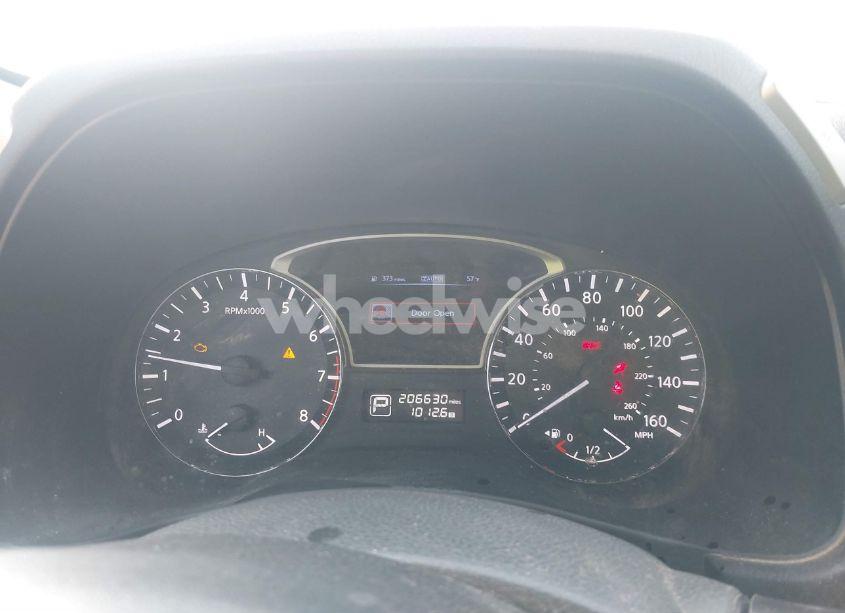 Photo 7 of 2014 Nissan Pathfinder SV (VIN 5N1AR2MMXEC623730)