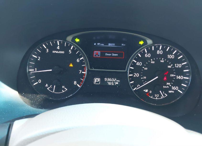 Photo 7 of 2014 Nissan Pathfinder SV (VIN 5N1AR2MMXEC623940)