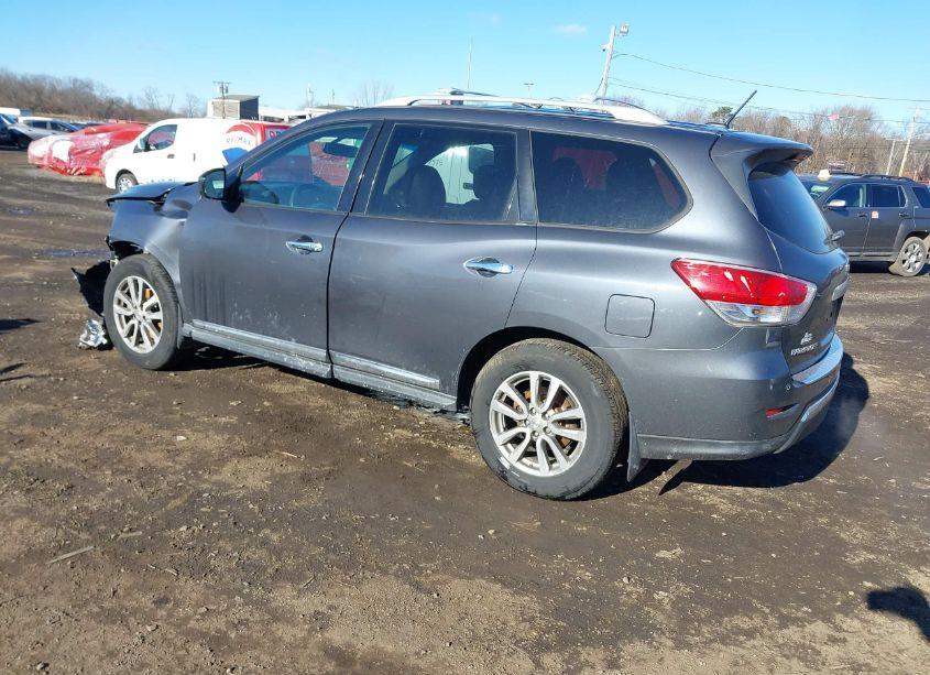 Photo 3 of 2014 Nissan Pathfinder SL (VIN 5N1AR2MMXEC679683)