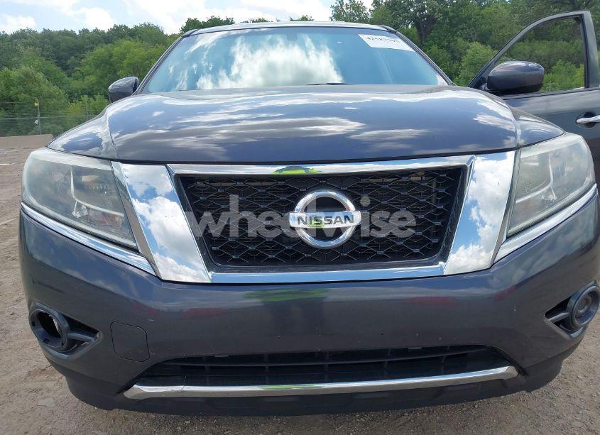 Photo 6 of 2014 Nissan Pathfinder S (VIN 5N1AR2MMXEC700693)