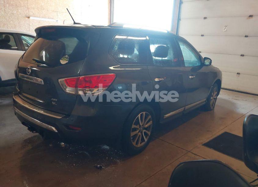 Photo 4 of 2014 Nissan Pathfinder SL (VIN 5N1AR2MMXEC709037)
