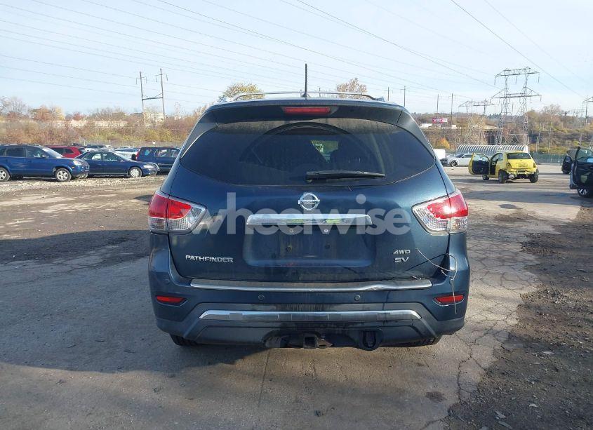 Photo 16 of 2014 Nissan Pathfinder SV (VIN 5N1AR2MMXEC709670)