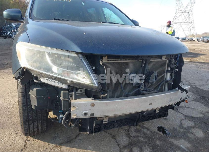 Photo 17 of 2014 Nissan Pathfinder SV (VIN 5N1AR2MMXEC709670)