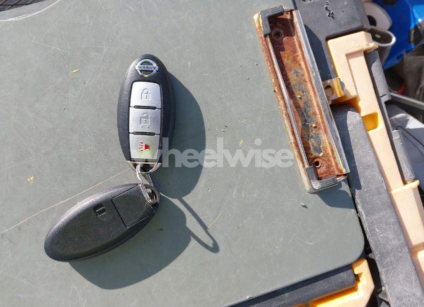 Photo 11 of 2014 Nissan Pathfinder SV (VIN 5N1AR2MMXEC715470)