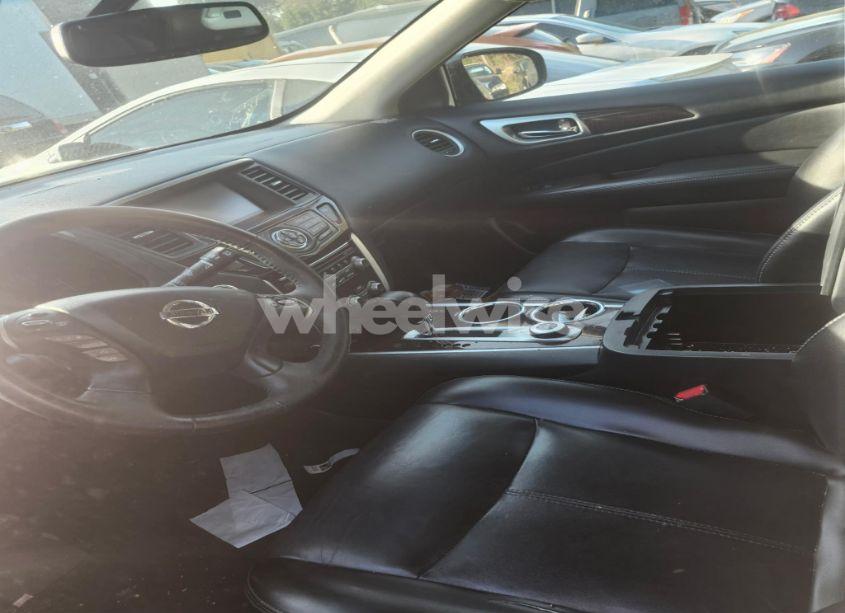 Photo 5 of 2014 Nissan Pathfinder (VIN 5N1AR2MMXEC716411)