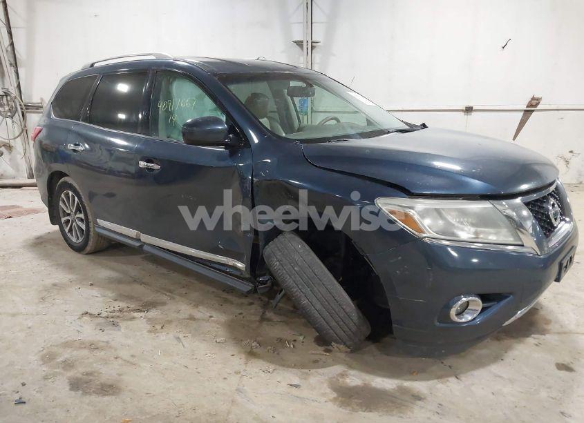 2014 Nissan Pathfinder SL (VIN 5N1AR2MMXEC728655) main photo