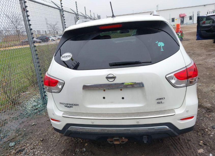Photo 17 of 2015 Nissan Pathfinder SL (VIN 5N1AR2MMXFC608873)