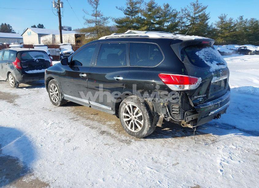 Photo 3 of 2015 Nissan Pathfinder SL (VIN 5N1AR2MMXFC708746)