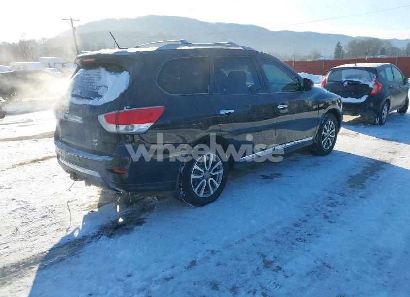 Photo 4 of 2015 Nissan Pathfinder SL (VIN 5N1AR2MMXFC708746)