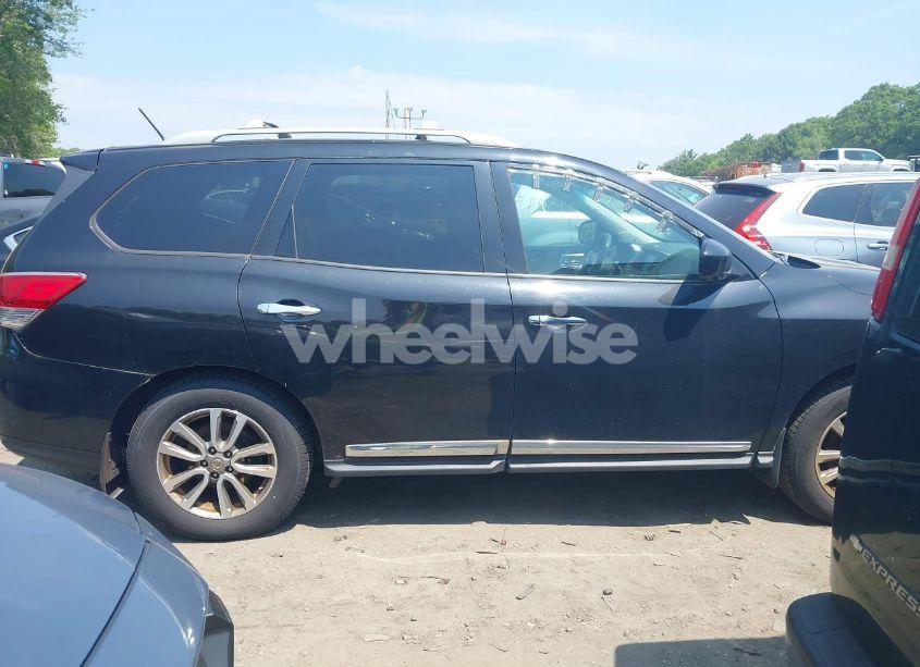 Photo 13 of 2016 Nissan Pathfinder SL (VIN 5N1AR2MMXGC608468)