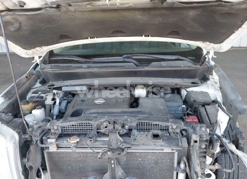 Photo 10 of 2016 Nissan Pathfinder PLATINUM/S/SL/SV (VIN 5N1AR2MMXGC641602)