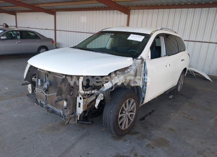 Photo 2 of 2016 Nissan Pathfinder PLATINUM/S/SL/SV (VIN 5N1AR2MMXGC641602)