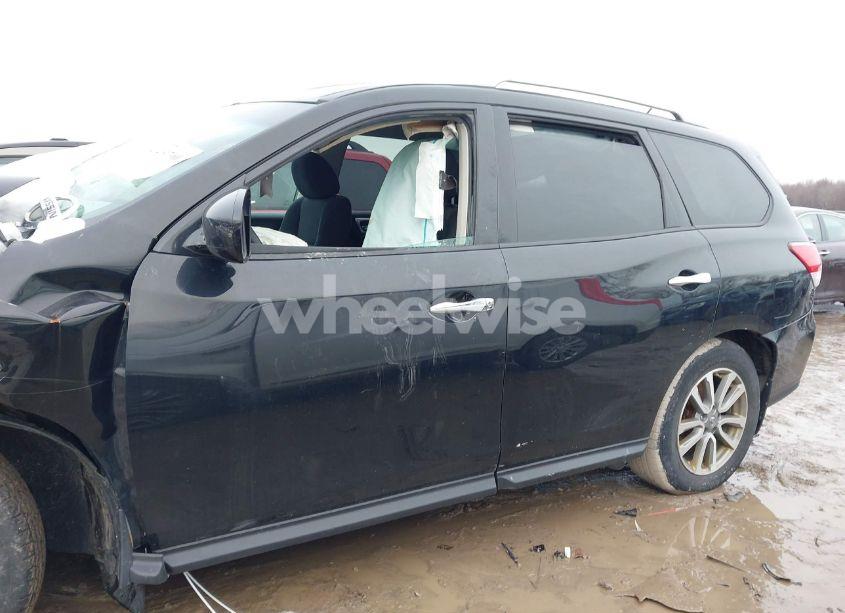 Photo 14 of 2016 Nissan Pathfinder S (VIN 5N1AR2MMXGC644886)