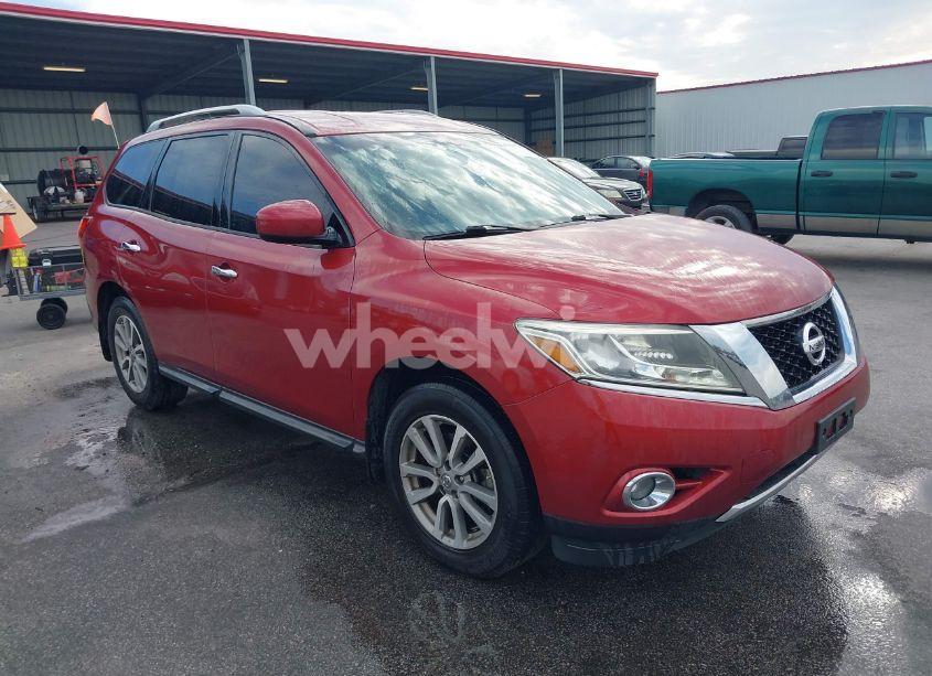 2016 Nissan Pathfinder SV (VIN 5N1AR2MMXGC658433) main photo