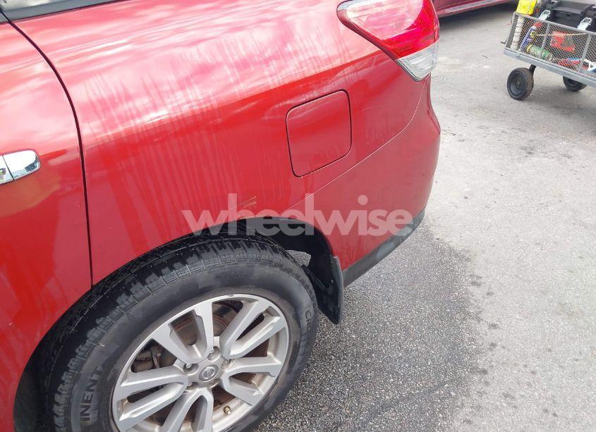 Photo 6 of 2016 Nissan Pathfinder SV (VIN 5N1AR2MMXGC658433)