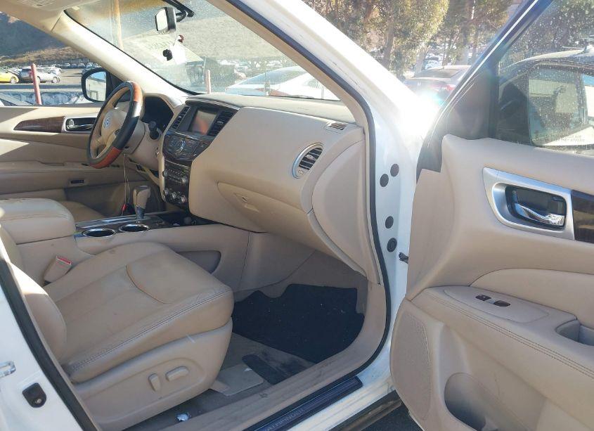 Photo 5 of 2013 Nissan Pathfinder SL (VIN 5N1AR2MN0DC623954)