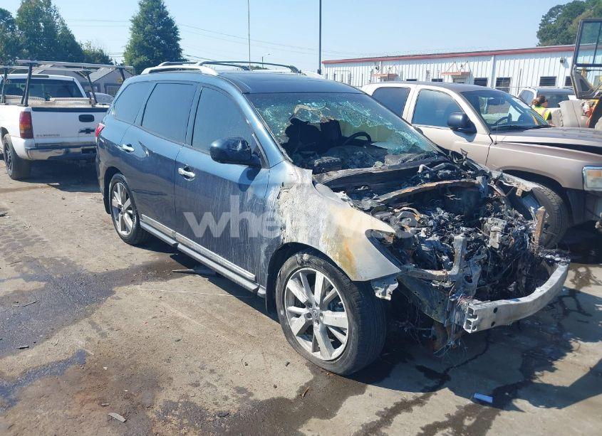 2013 Nissan Pathfinder PLATINUM (VIN 5N1AR2MN0DC625056) main photo