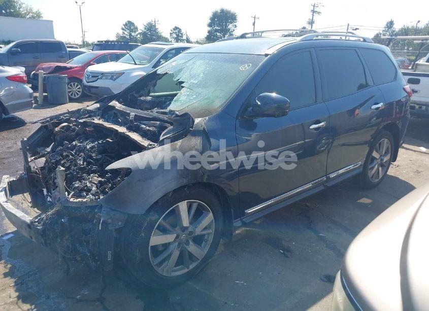 Photo 2 of 2013 Nissan Pathfinder PLATINUM (VIN 5N1AR2MN0DC625056)