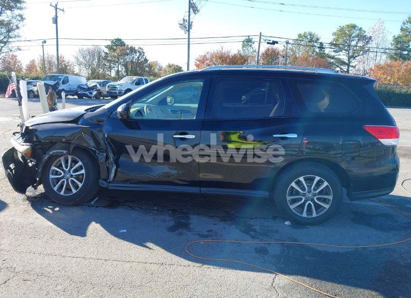 Photo 14 of 2013 Nissan Pathfinder SV (VIN 5N1AR2MN0DC652872)