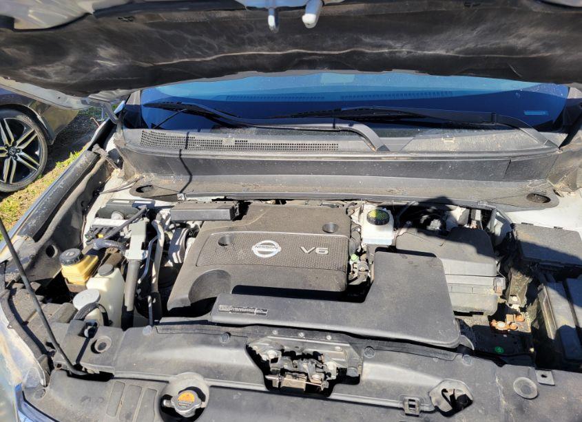 Photo 9 of 2013 Nissan Pathfinder (VIN 5N1AR2MN0DC676217)