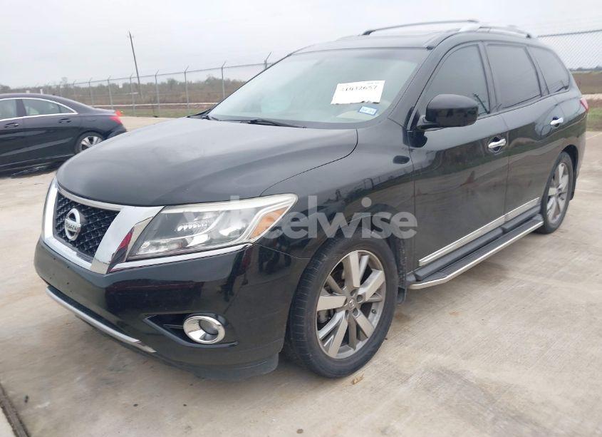 Photo 2 of 2014 Nissan Pathfinder PLATINUM (VIN 5N1AR2MN0EC619145)