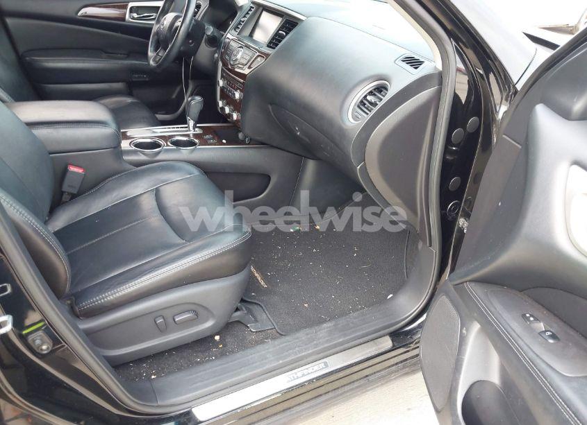 Photo 5 of 2014 Nissan Pathfinder SL (VIN 5N1AR2MN0EC620439)