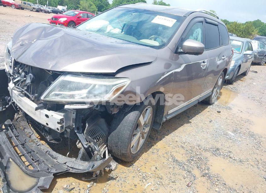 Photo 2 of 2014 Nissan Pathfinder PLATINUM (VIN 5N1AR2MN0EC639332)