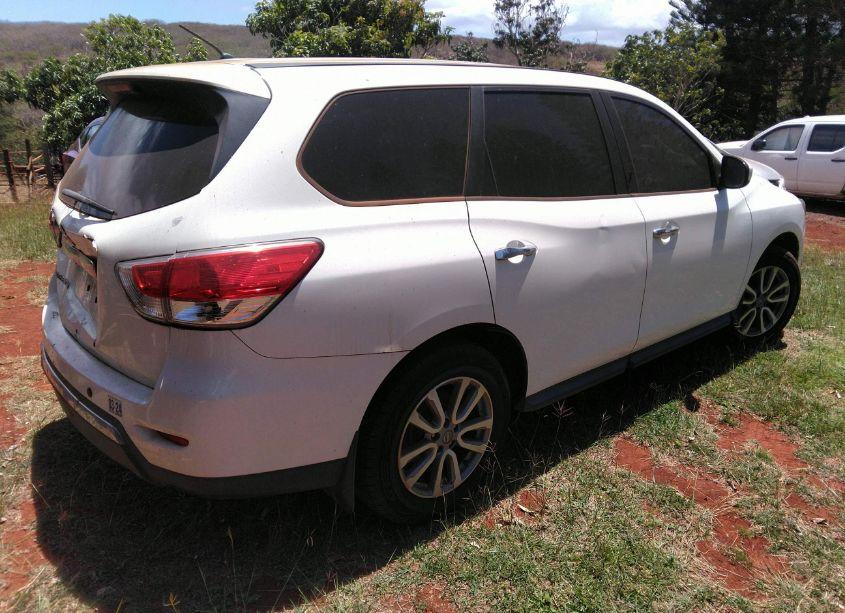 Photo 4 of 2014 Nissan Pathfinder S (VIN 5N1AR2MN0EC698431)