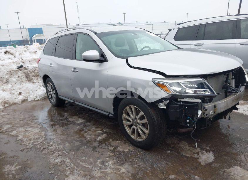 2015 Nissan Pathfinder PLATINUM/S/SL/SV (VIN 5N1AR2MN0FC610866) main photo