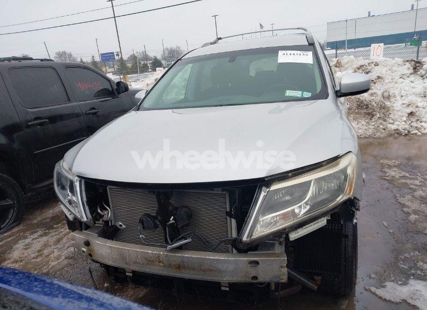 Photo 13 of 2015 Nissan Pathfinder PLATINUM/S/SL/SV (VIN 5N1AR2MN0FC610866)